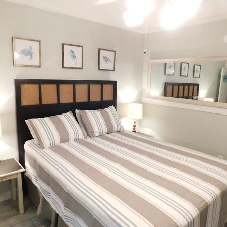 Budget Friendly Condo Perfect For A Romantic Getaway Within Walking Distance To The Beach! Gulf Shores Exteriör bild