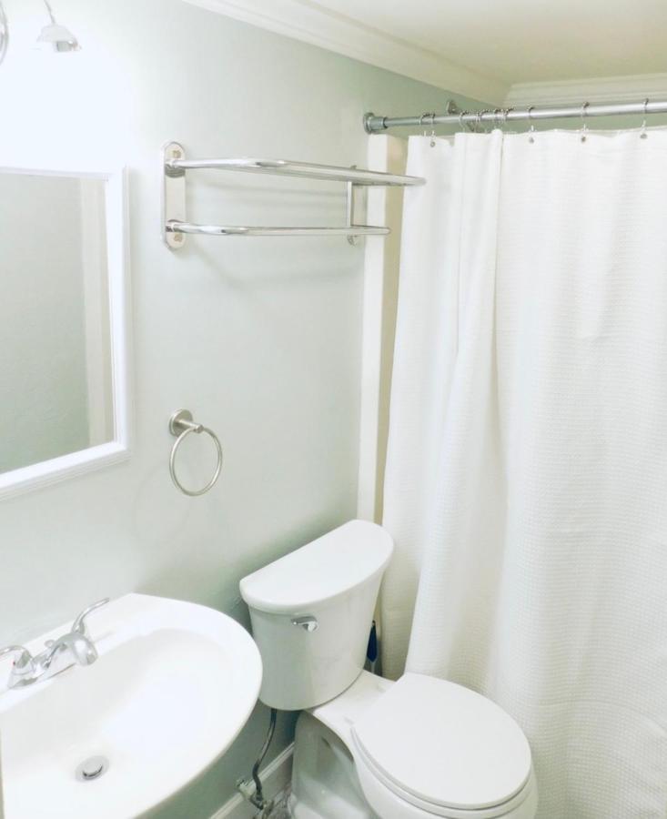 Budget Friendly Condo Perfect For A Romantic Getaway Within Walking Distance To The Beach! Gulf Shores Exteriör bild