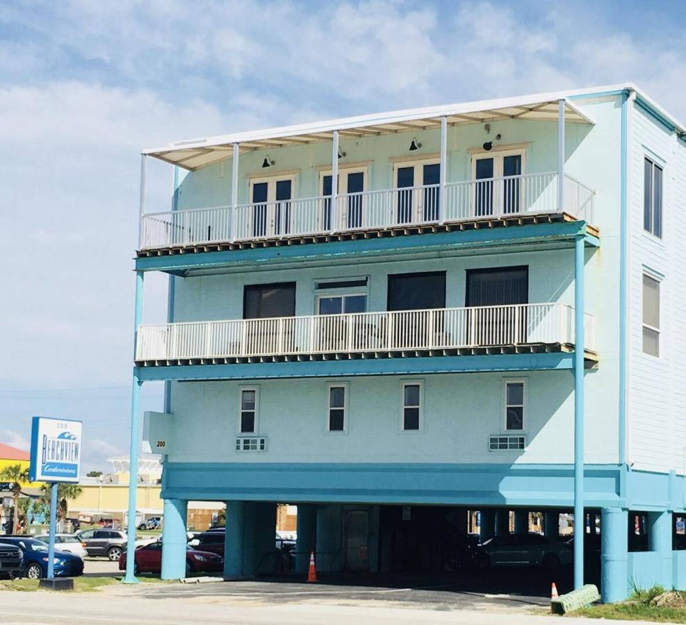 Budget Friendly Condo Perfect For A Romantic Getaway Within Walking Distance To The Beach! Gulf Shores Exteriör bild